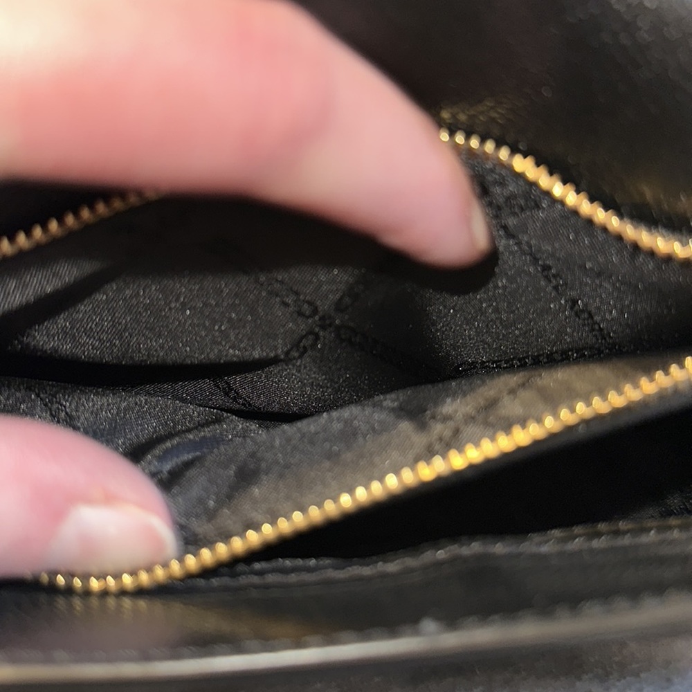Michael Kors Jet Set crossbody bag - Picture 12 of 14
